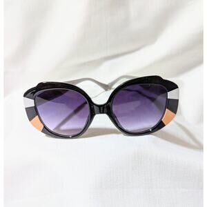 Mimi Black Oversized Retro Style Butterfly Sunglasses Stripes